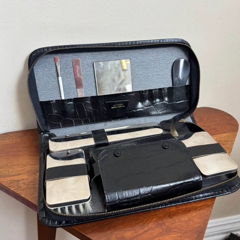 Vintage Black Leather Grooming Kit